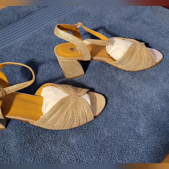 Bobbies "Eileen" shoes. Size : 11US. 42 EU. 9UK - Picture 4 of 8